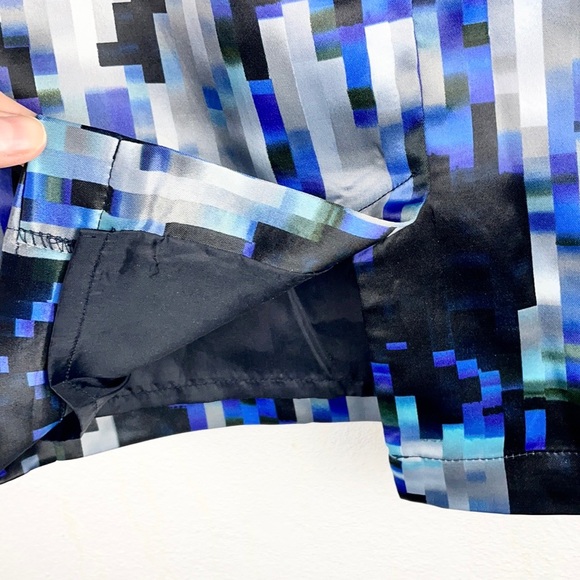 DALIA COLLECTION | 👾 Satin Pixelated Pixels Print Pencil Skirt - Picture 11 of 13